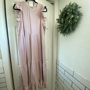 Universal Thread flutter sleeve dress